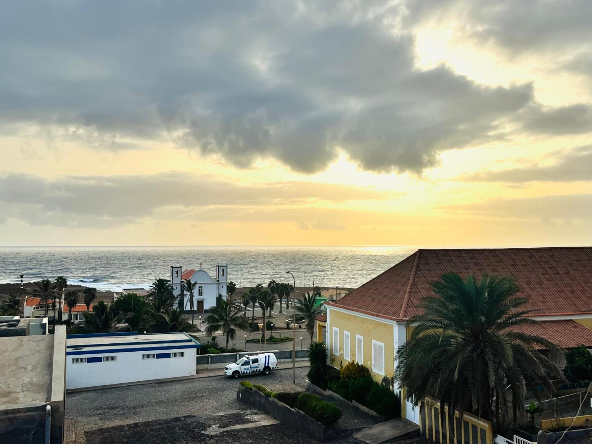 Bed and Breakfast Casa Bb&Djassi Ponta Do Sol Exterior foto